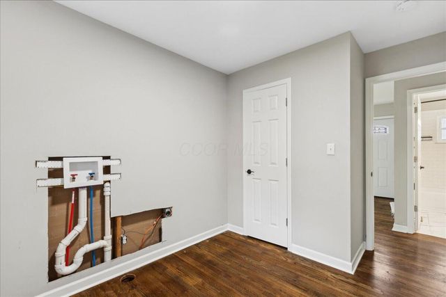 2957 Ivanhoe Drive, Columbus, OH 43209