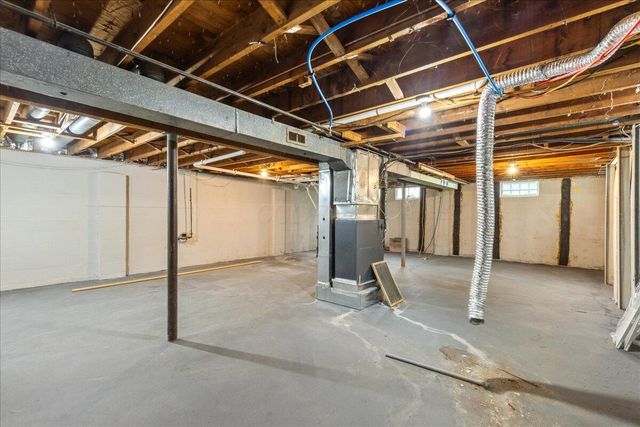 2957 Ivanhoe Drive, Columbus, OH 43209