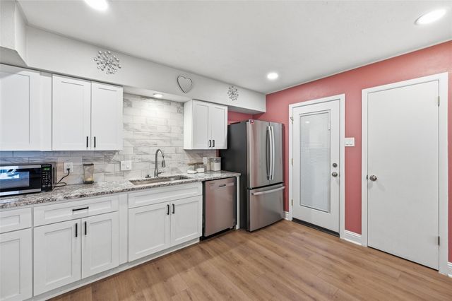 423 Charlotte Street, Duncanville, TX 75137