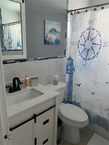 1915 Mayo St, Hollywood, FL 33020