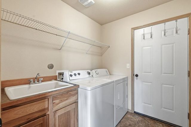 1708 E 6th St, Deer Park, WA 99006
