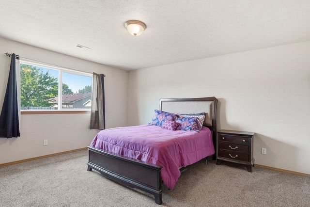 1708 E 6th St, Deer Park, WA 99006
