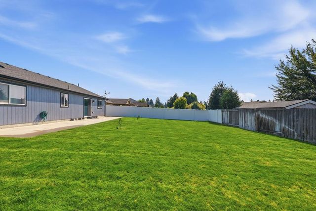 1708 E 6th St, Deer Park, WA 99006