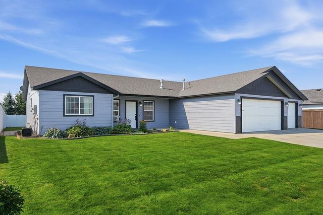 1708 E 6th St, Deer Park, WA 99006