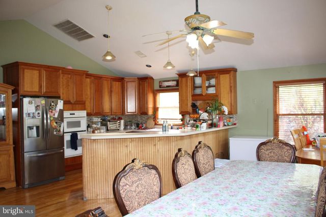 80 CHEWS LANDING RD, Clementon, NJ 08021