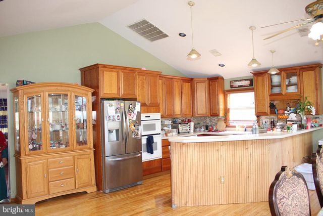 80 CHEWS LANDING RD, Clementon, NJ 08021
