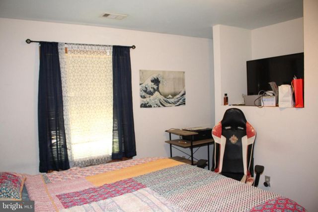 80 CHEWS LANDING RD, Clementon, NJ 08021
