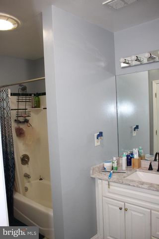 80 CHEWS LANDING RD, Clementon, NJ 08021