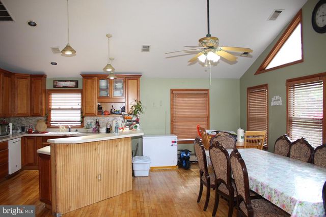 80 CHEWS LANDING RD, Clementon, NJ 08021