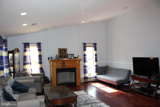 80 CHEWS LANDING RD, Clementon, NJ 08021