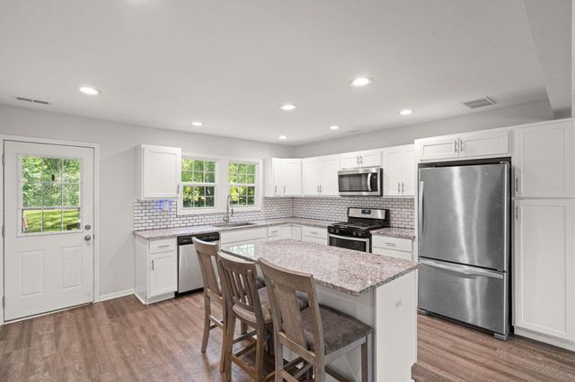 1301 S Cline Avenue, Griffith, IN 46319