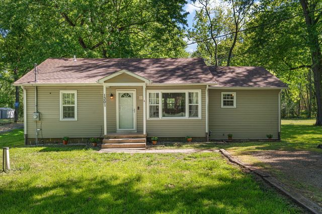 1301 S Cline Avenue, Griffith, IN 46319