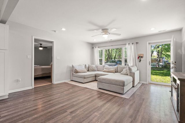 1301 S Cline Avenue, Griffith, IN 46319
