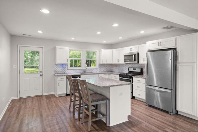 1301 S Cline Avenue, Griffith, IN 46319