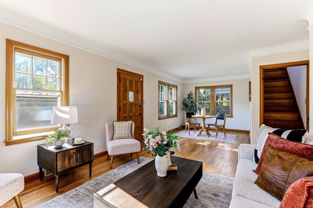 3412 34th Avenue S, Minneapolis, MN 55406