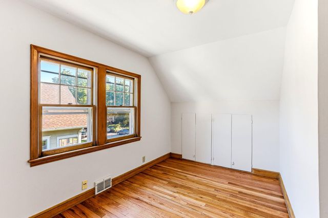 3412 34th Avenue S, Minneapolis, MN 55406