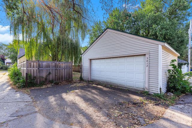3412 34th Avenue S, Minneapolis, MN 55406