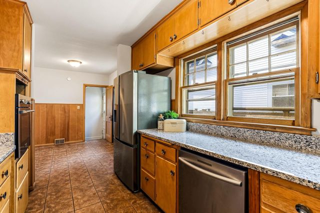 3412 34th Avenue S, Minneapolis, MN 55406