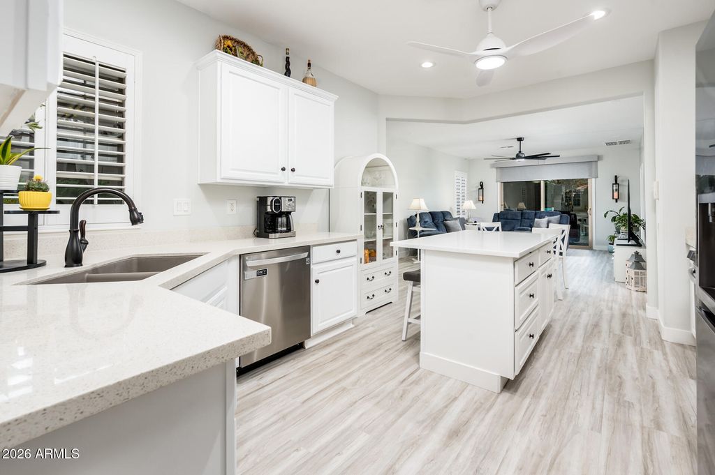 12930 W CHAPALA Drive, Sun City West, AZ 85375