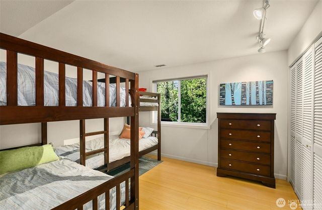 15144 SE 46th Way, Bellevue, WA 98006