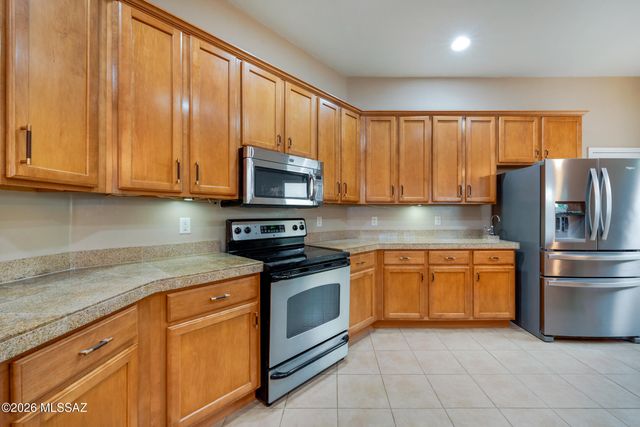 251 N Del Sur Drive, Vail, AZ 85641