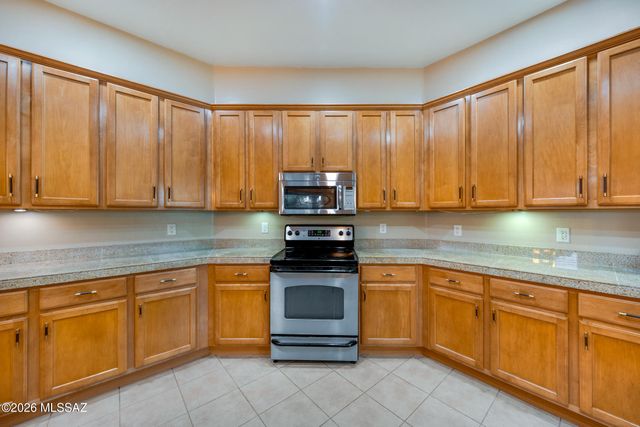 251 N Del Sur Drive, Vail, AZ 85641