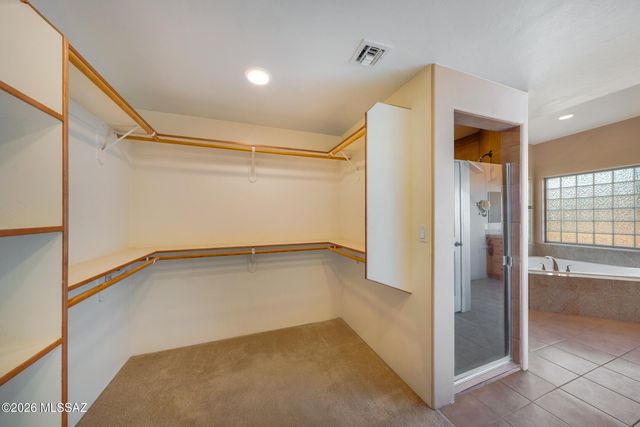 251 N Del Sur Drive, Vail, AZ 85641