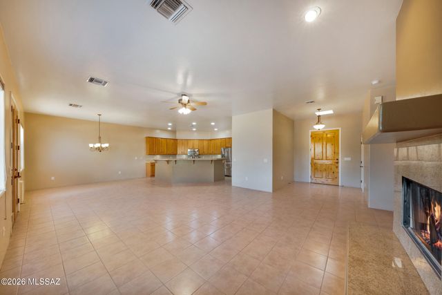 251 N Del Sur Drive, Vail, AZ 85641