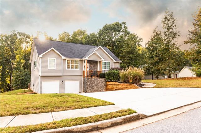 355 Conner Court, Social Circle, GA 30025