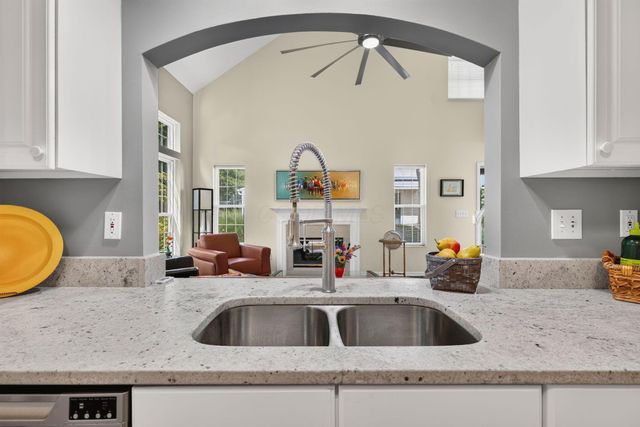 5352 Aubrey Loop, 7, Dublin, OH 43016