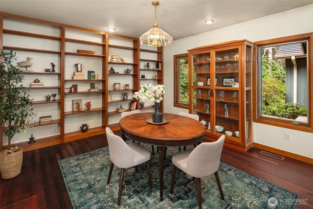 28302 97th Avenue SW, Vashon, WA 98070