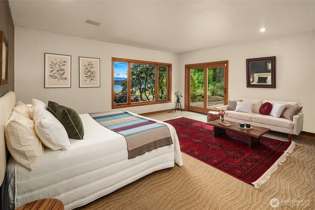 28302 97th Avenue SW, Vashon, WA 98070