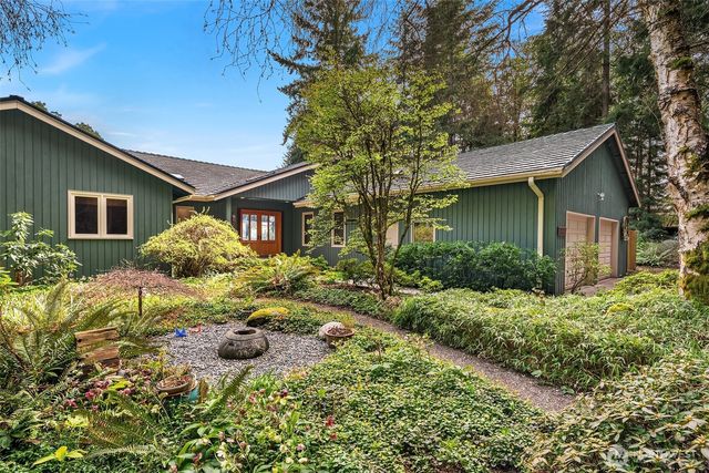 28302 97th Avenue SW, Vashon, WA 98070
