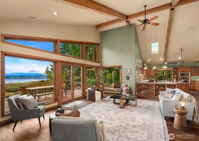 28302 97th Avenue SW, Vashon, WA 98070