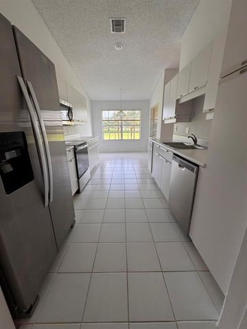 10291 N Andover Coach Lane B2, Wellington, FL 33449