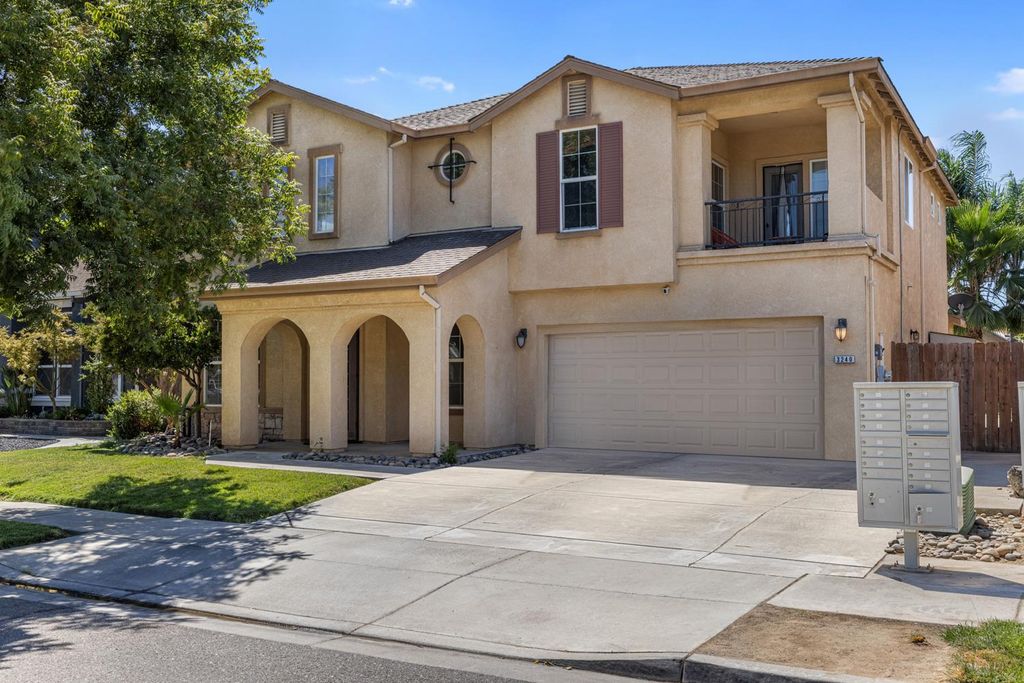 3240 Lemmons, Riverbank, CA 95367