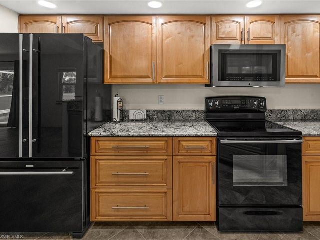 25244 Lahore LN, Punta Gorda, FL 33983