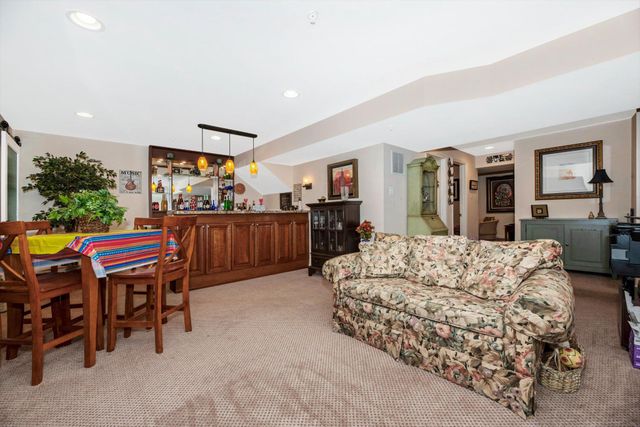2632 ISLAND GROVE BLVD, Frederick, MD 21701