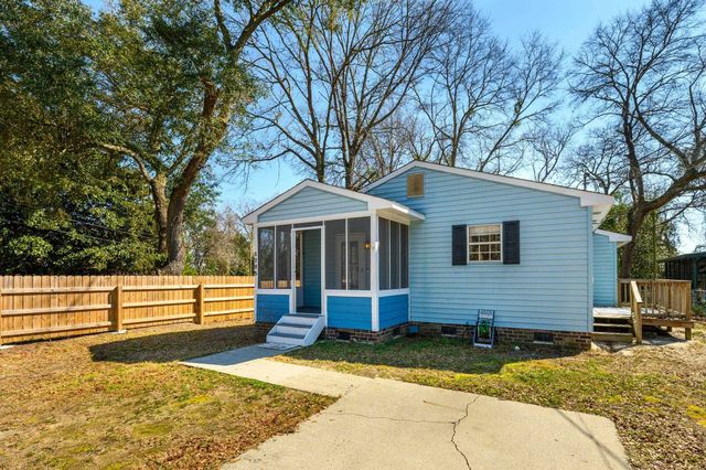 1725 Spivey Ave., Conway, SC 29527