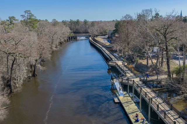 1725 Spivey Ave., Conway, SC 29527