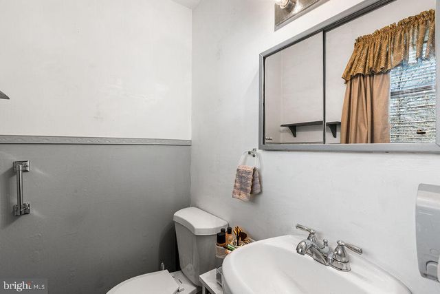 468A GARNET MINE RD, Upper Chichester, PA 19061