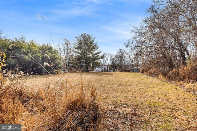 468A GARNET MINE RD, Upper Chichester, PA 19061