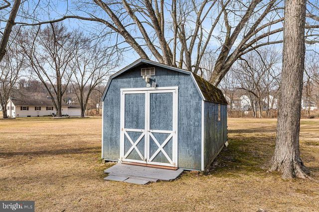 468A GARNET MINE RD, Upper Chichester, PA 19061