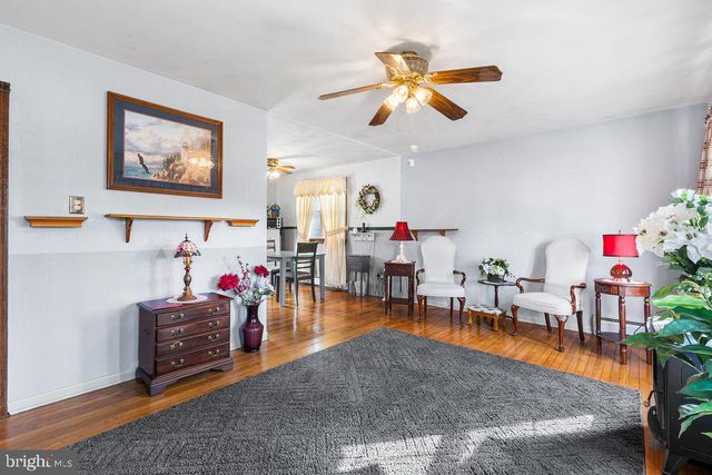 468A GARNET MINE RD, Upper Chichester, PA 19061