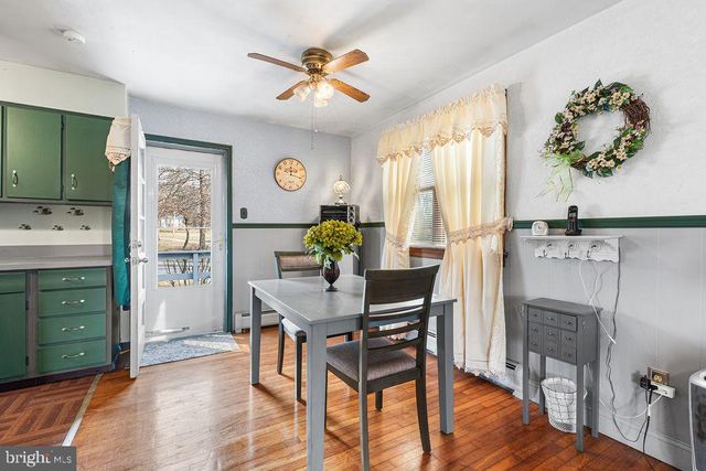 468A GARNET MINE RD, Upper Chichester, PA 19061