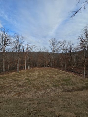 4 Laverne Lane, Bella Vista, AR 72715