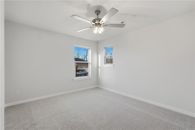 4 Laverne Lane, Bella Vista, AR 72715