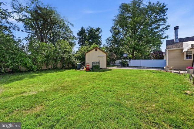 1020 NICHOLSON RD, Wynnewood, PA 19096