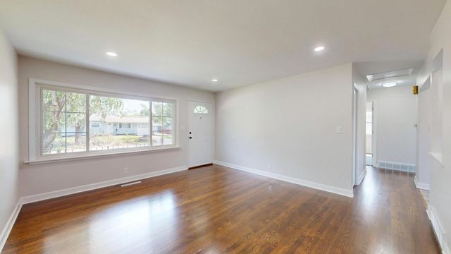 8144 Grace Place, Highland, IN 46322