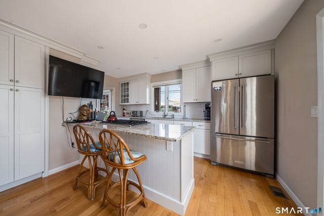 6 Leeway Drive, Westbrook, CT 06498